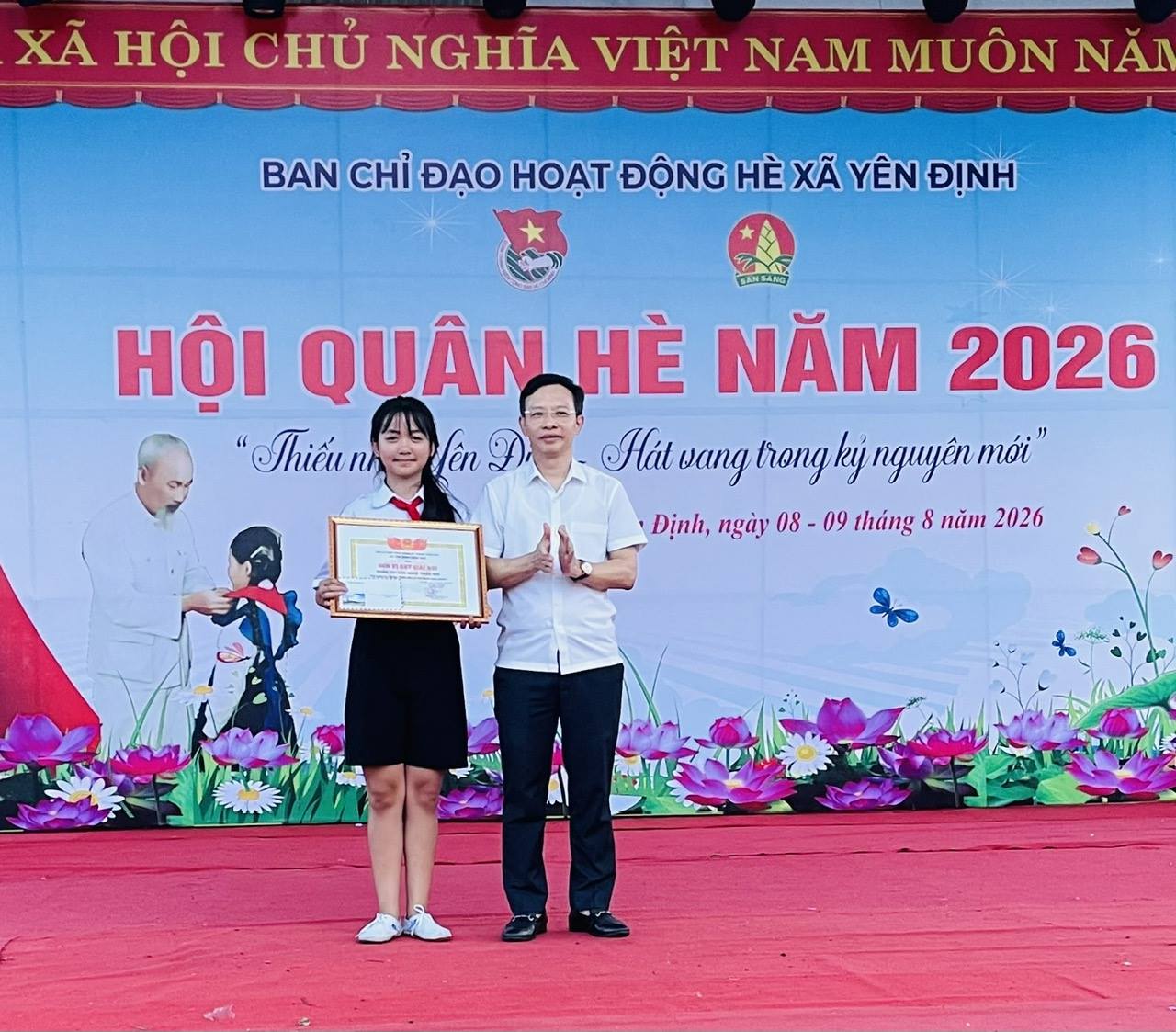 Anh-tin-bai